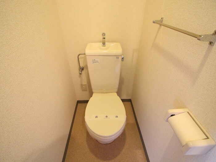 物件内観写真15　(トイレ)