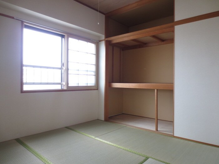 物件内観写真12　(居室)