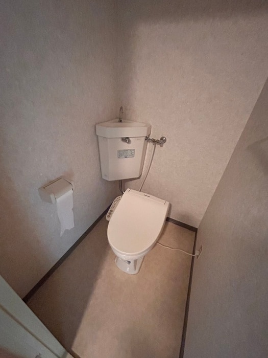 物件内観写真13　(トイレ)