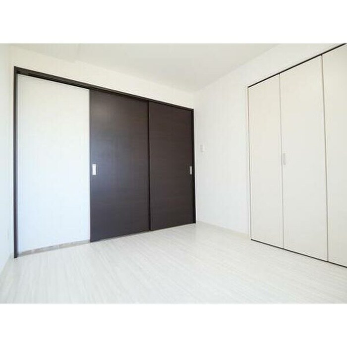 物件内観写真5　(居室)