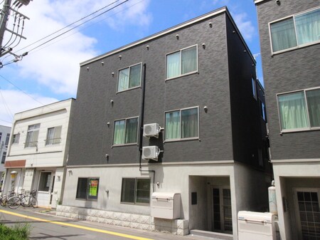 ラフレーズN34　West外観写真