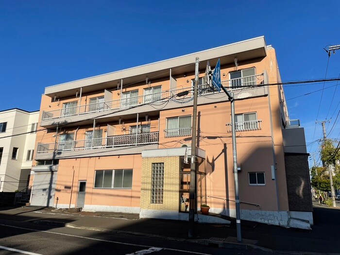 物件外観写真1　(外観写真)