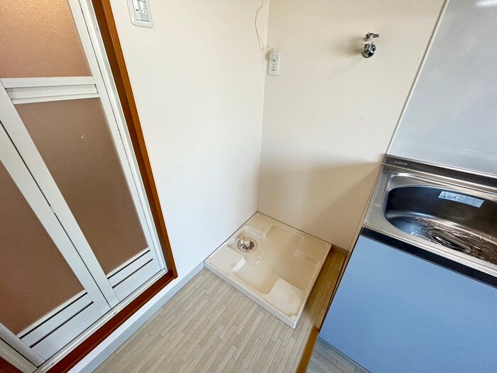 物件内観写真20　(洗濯機置場)