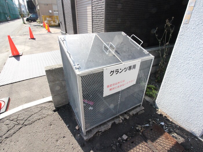 物件外観写真6　(建物設備)