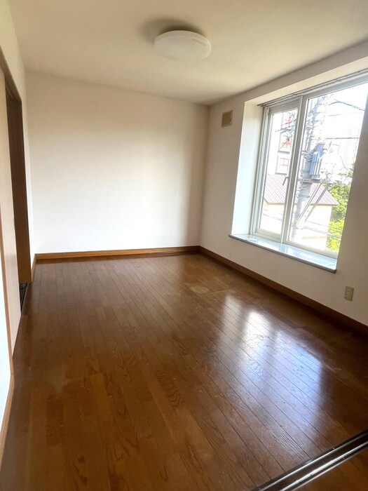 物件内観写真12　(居室)