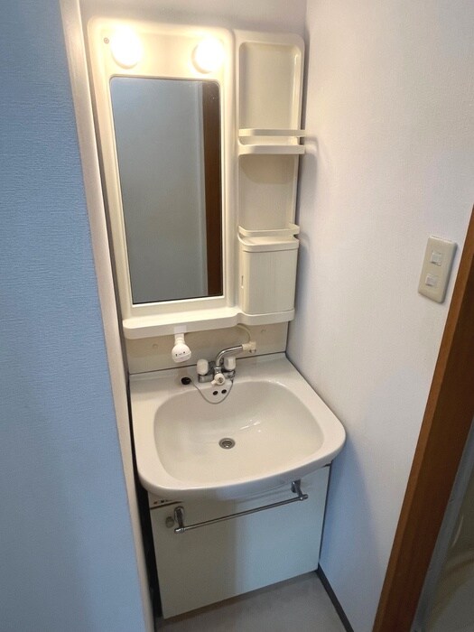 物件内観写真15　(洗面)