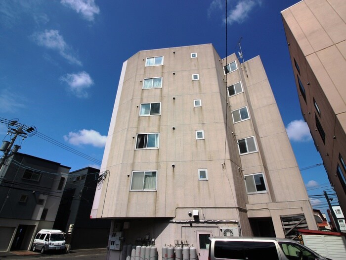 物件外観写真3　(外観写真)