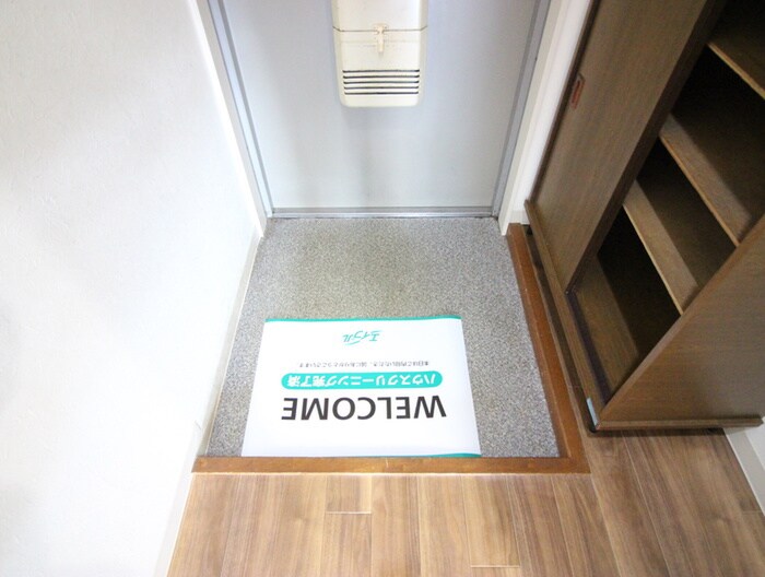 物件内観写真21　(玄関)