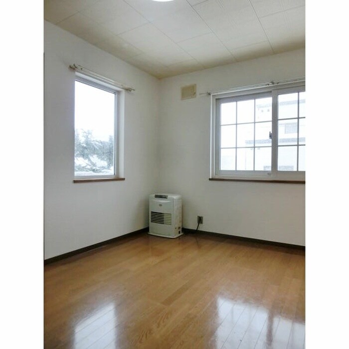 物件内観写真4　(居室)