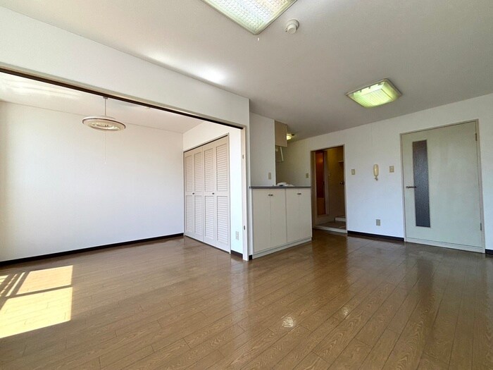 物件内観写真8　(居室)