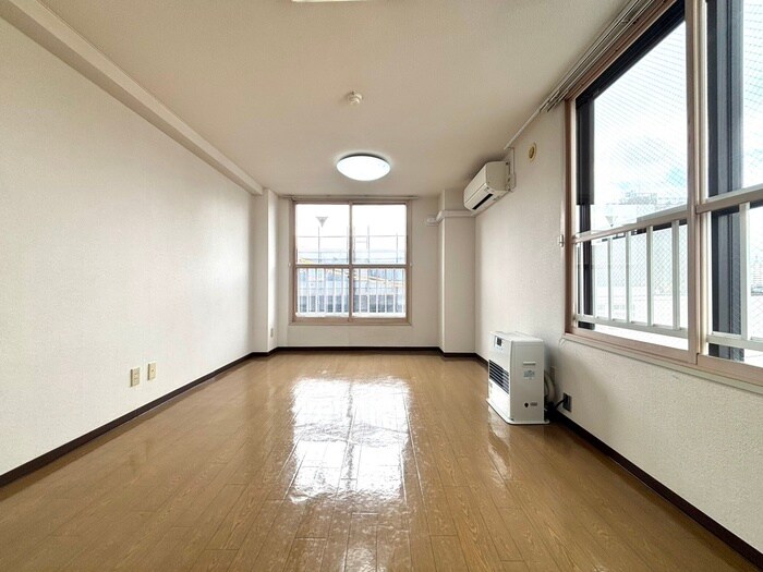 物件内観写真11　(居室)