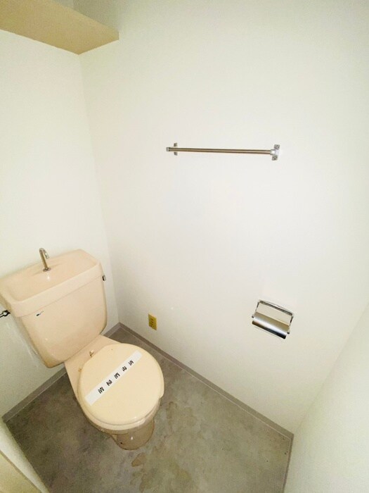 物件内観写真13　(トイレ)