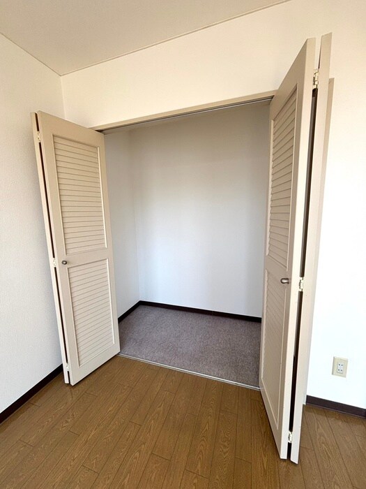 物件内観写真19　(収納)