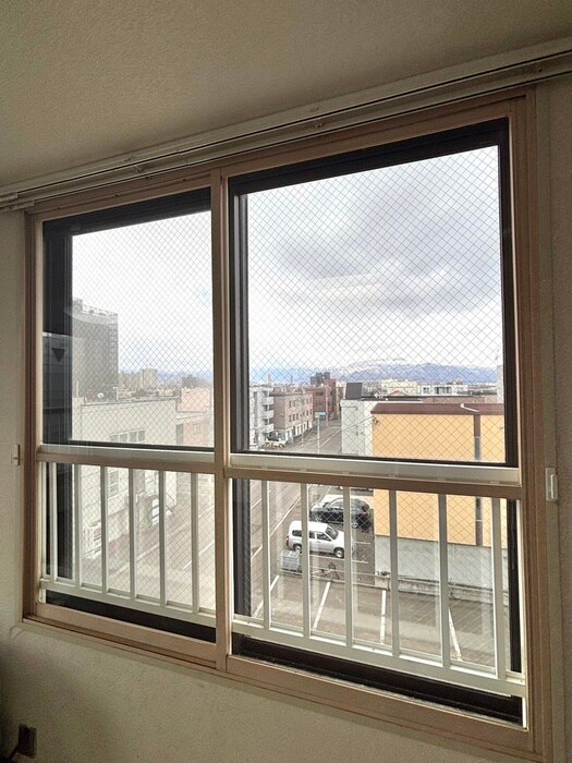 物件内観写真22　(室内からの展望)