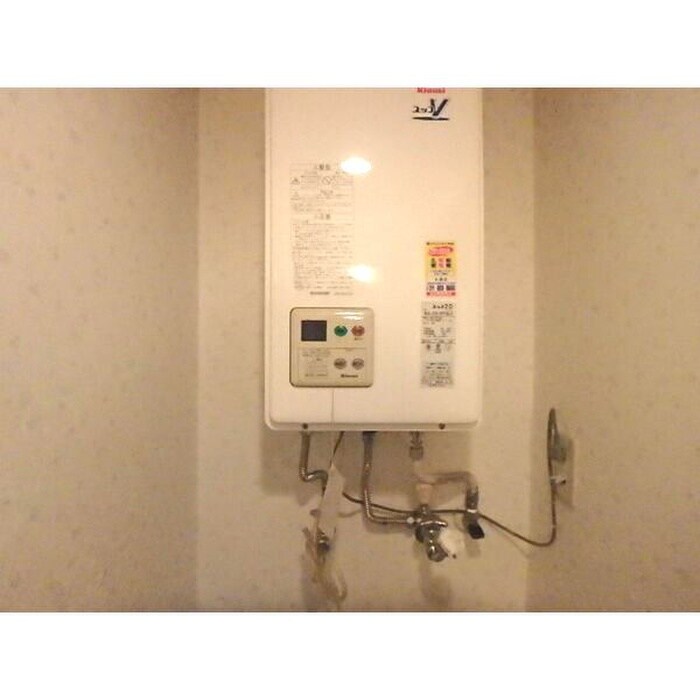 物件内観写真15　(洗濯機置場)