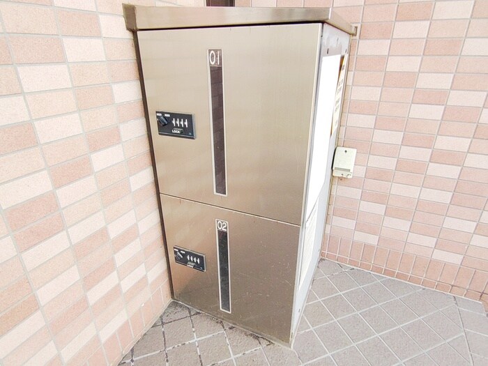 物件外観写真6　(建物設備)