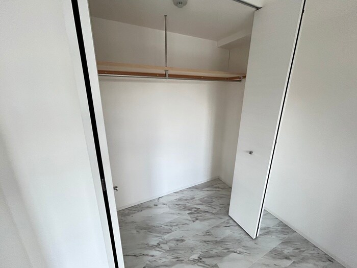 物件内観写真16　(収納)