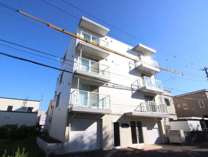 物件外観写真2　(外観写真)