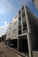 ﾌﾞﾗﾝｼｬｰﾙﾁｪﾚｽﾃ円山