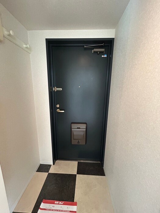 物件内観写真22　(玄関)