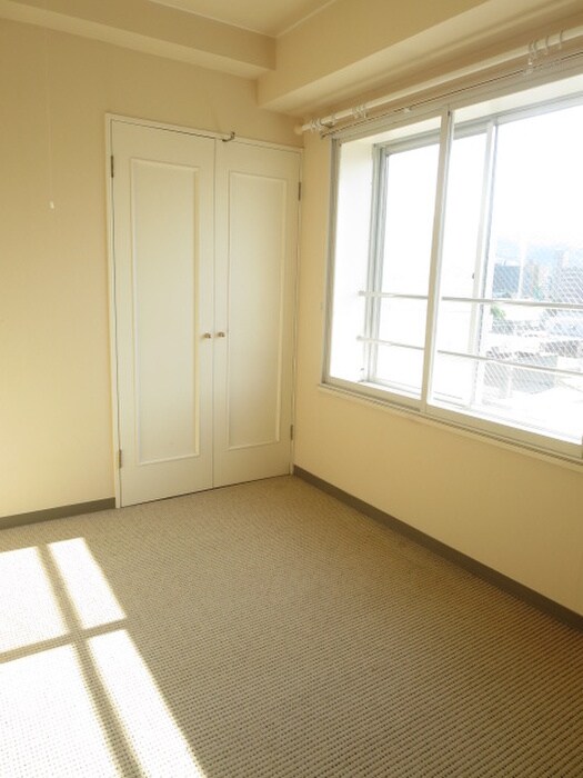 物件内観写真16　(居室)