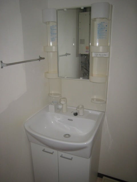 物件内観写真9　(洗面)