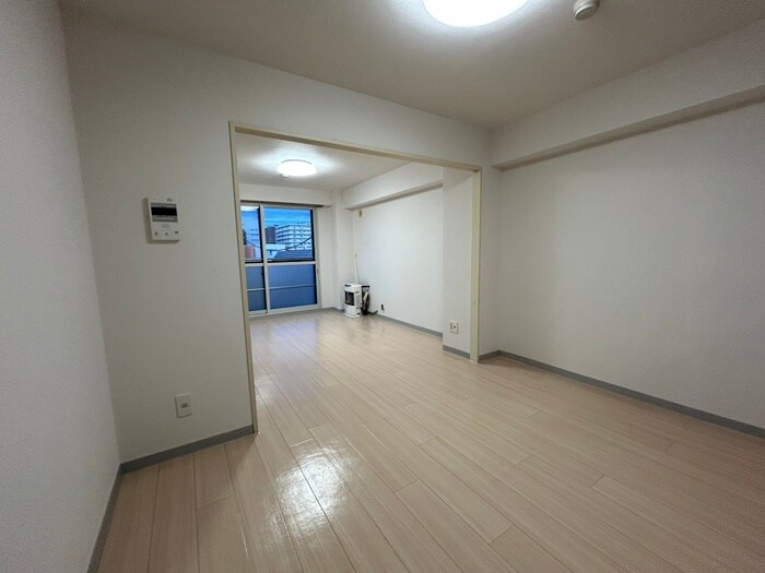 物件内観写真4　(居室)