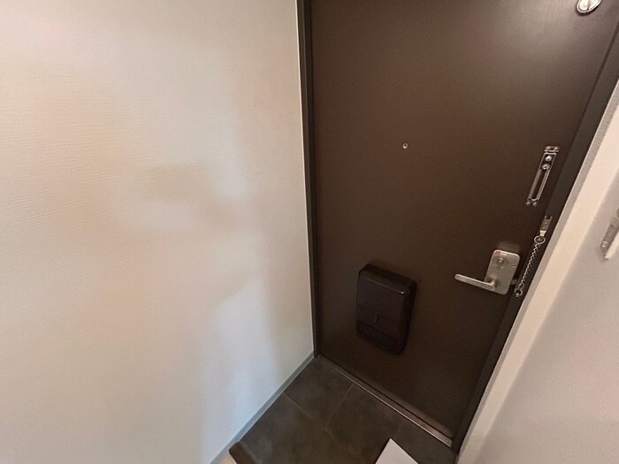 物件内観写真14　(玄関)