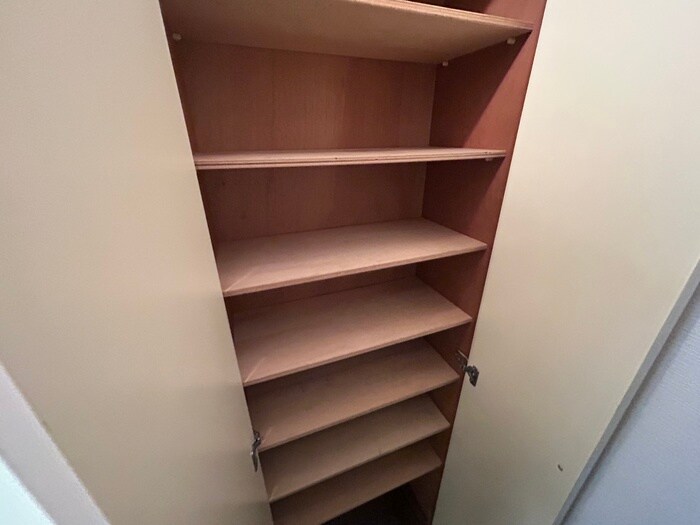 物件内観写真15　(収納)