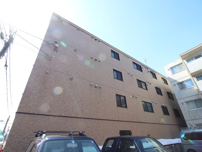 物件外観写真2　(外観写真)