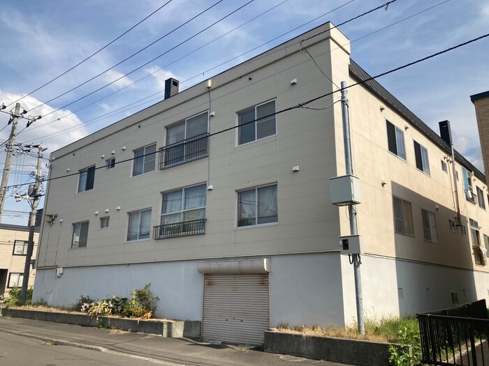 物件外観写真3　(外観写真)