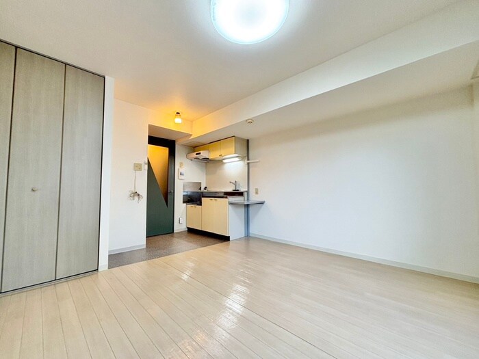 物件内観写真10　(居室)