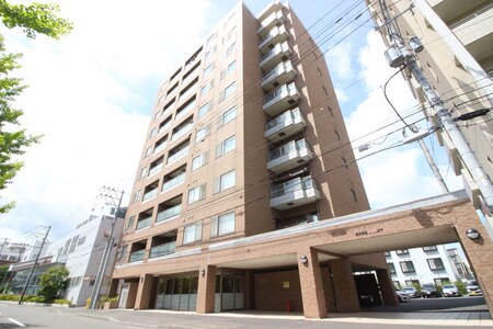 ダイアパレス東札幌Ⅱ外観写真