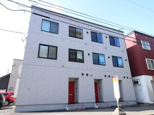 リヨ・N２５外観写真