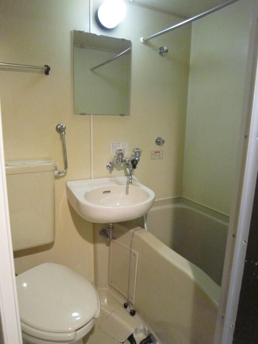 物件内観写真11　(バス／シャワールーム等)