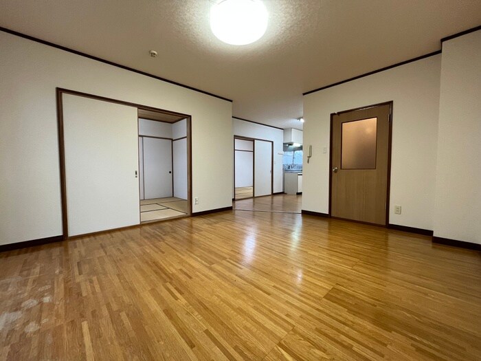 物件内観写真7　(居室)