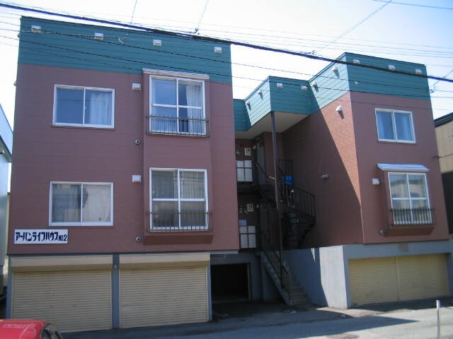 物件外観写真1　(外観写真)