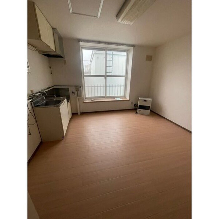 物件内観写真2　(居室)