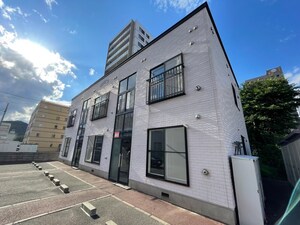 ラメール西線８条外観写真