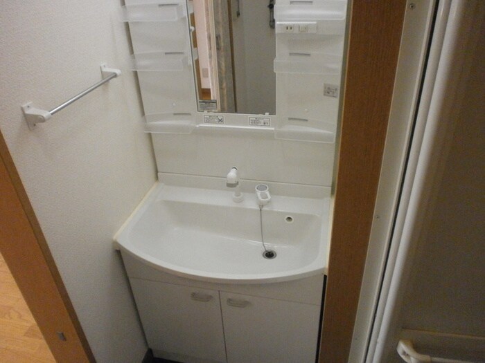 物件内観写真11　(洗面)