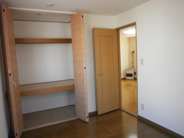 物件内観写真17　(居室)