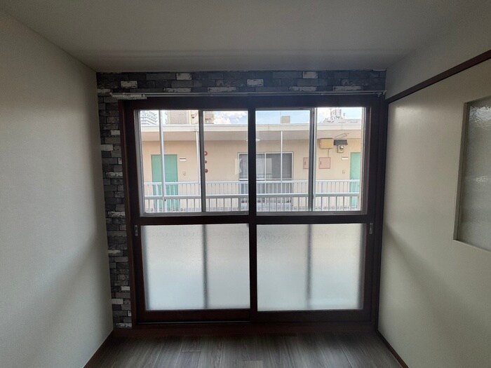 物件内観写真13　(居室)