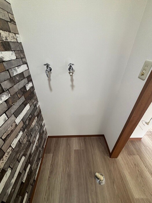 物件内観写真21　(洗濯機置場)