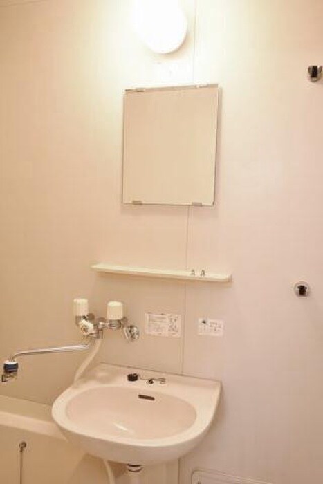 物件内観写真12　(洗面)