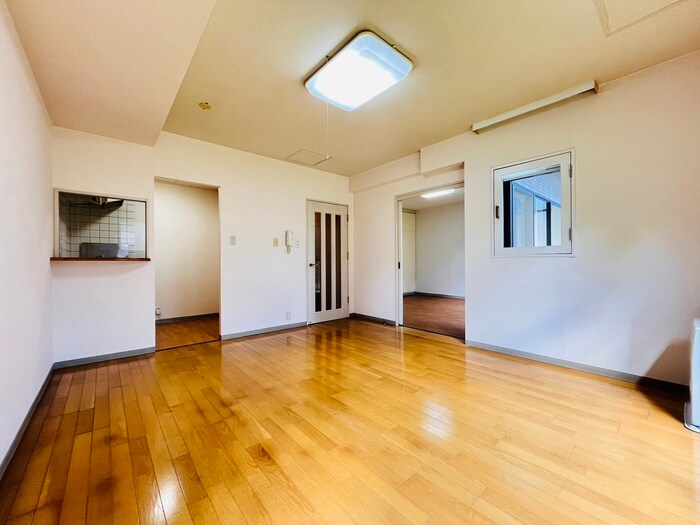 物件内観写真8　(居室)