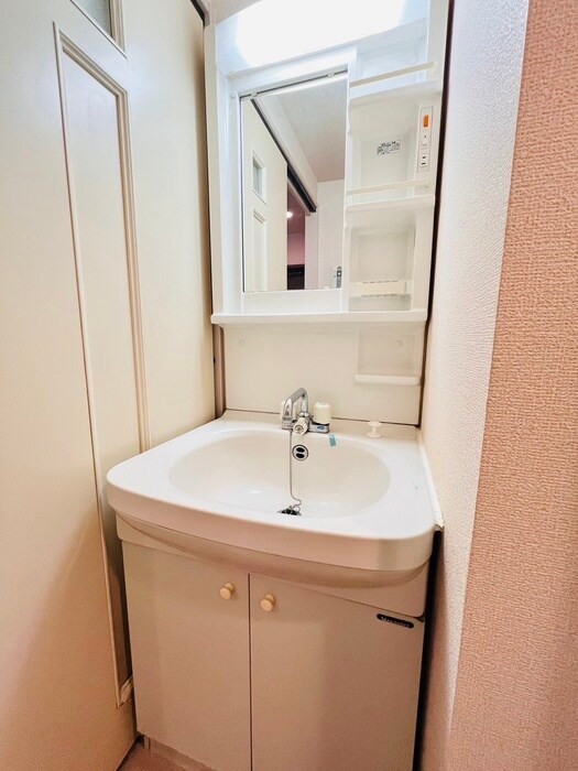 物件内観写真15　(洗面)