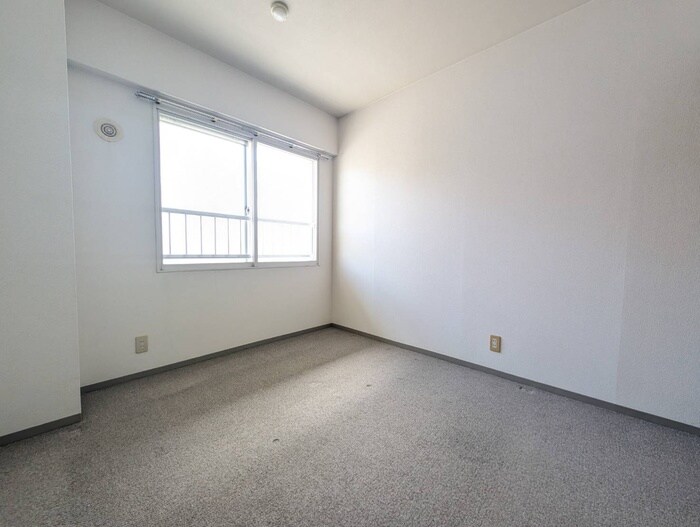 物件内観写真16　(居室)