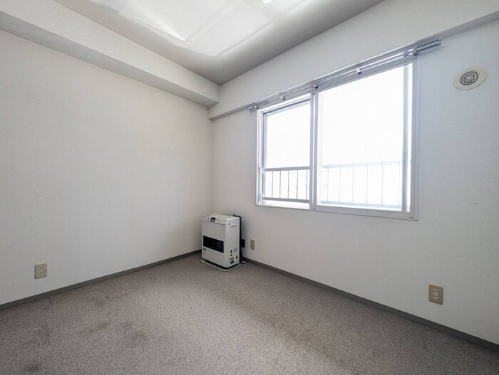 物件内観写真21　(居室)