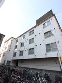 藤井ビル中の島