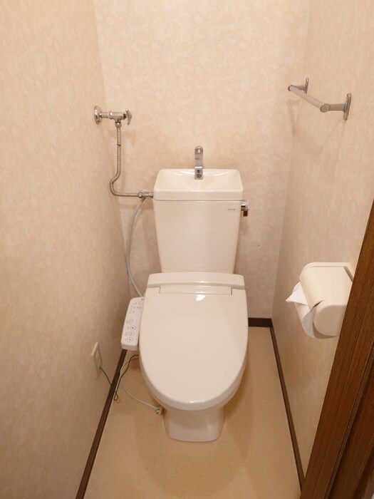 物件内観写真15　(トイレ)